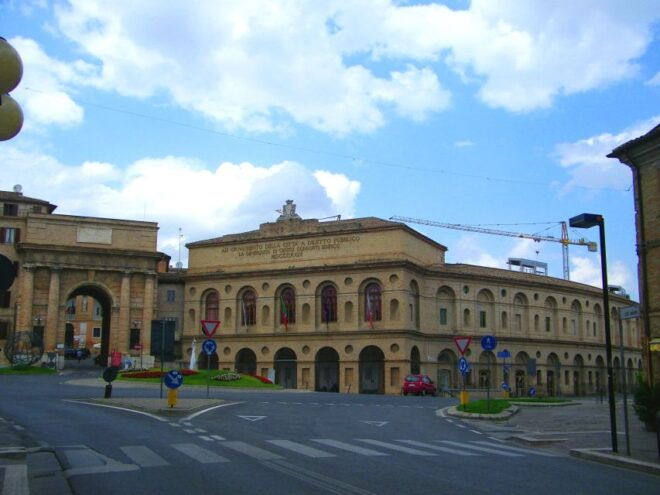 Macerata Private Tour: Old Town and Open-Air Opera House - Full Description