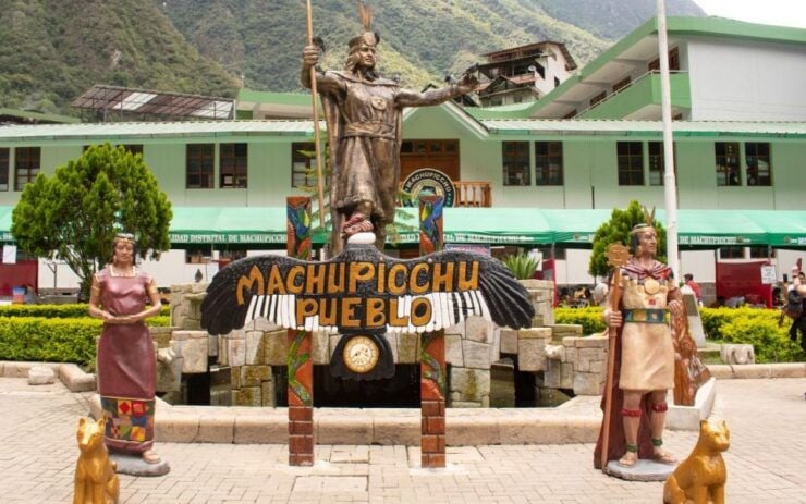 Machu Picchu: 1-Day Tour by Vistadome Observatory Train - Tour Duration and Guide Services