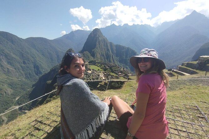 Machu Picchu by Train Ollantaytambo (1 Day) - Lowest Price Guarantee