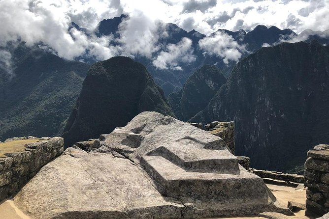 Machu Picchu Private Day Trip From Cusco or Sacred Valley - Guided Private Tour of Machu Picchu