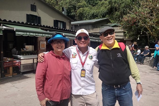 Machu Picchu Private Guided Tour for Groups  - Cusco - Private Guide for Personalized Experience