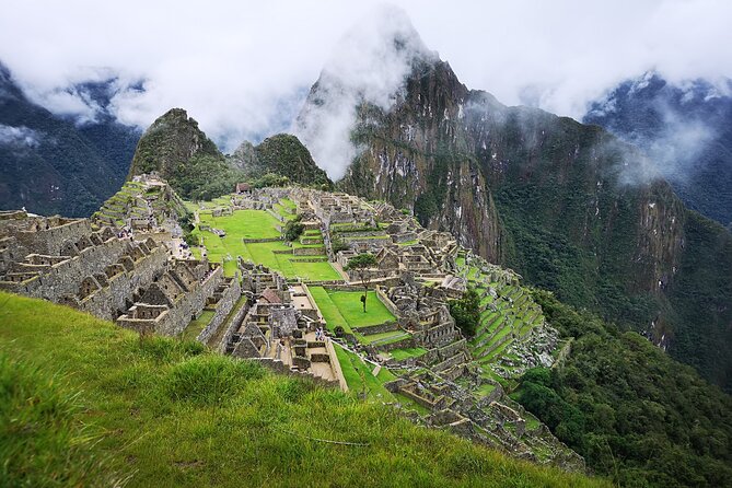 Machu Picchu Private Tour Guided and Observatory Train From Cusco - Transportation and Scenic Train Ride