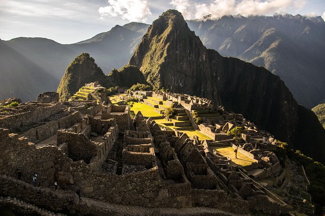 Machu Picchu Trips One Day Tour With Inca Rail Train From Cusco - Guided Tour of the Site