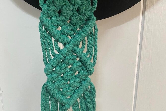 Macrame Hat Hanger Class in Tamborine Mountain Australia - Meeting and Pickup Information