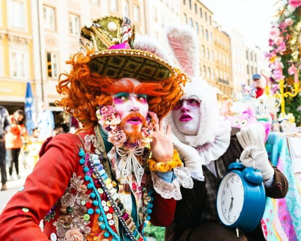 Mad Hatter‘s City Tour - Munich - Booking and Cancellation Policy