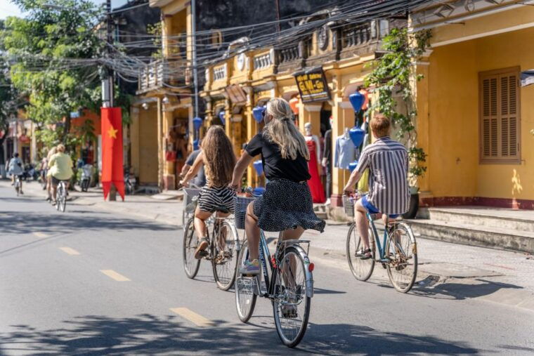 Mad Monkey Hoi An Bicycle Tour - Included Features