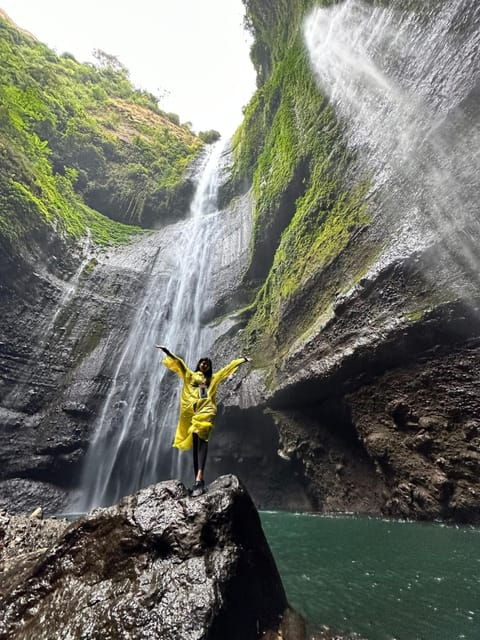 Madakaripura Waterfall, Bromo Sunrise & Ijen Crater (3D/2N) - Accommodation Information