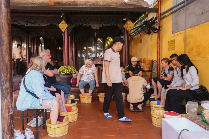Madam Thu Cooking Class and Market Visits in Hue - What the class is like for beginners