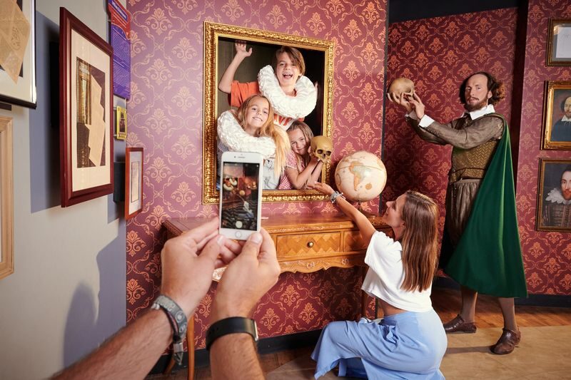Madame Tussauds Admission in Berlin - Awards Party, fashion, and the photo-ready sets