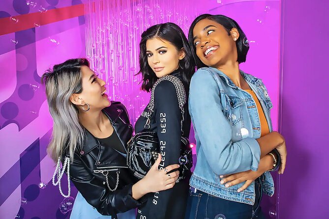 Madame Tussauds Dubai Experience Tickets With Transfers Option - Transfers to Madame Tussauds Dubai