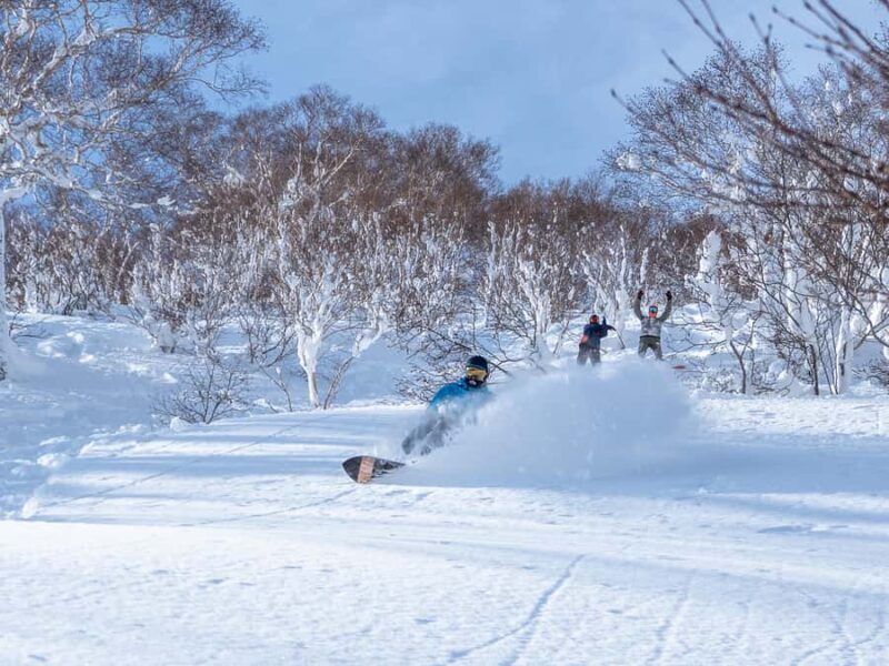 Madarao/Nozawaonsen: Private Ski or Snowboard Photoshoot - Good To Know