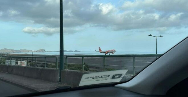 Madeira Airport Transfers to Calheta or Calheta Airport - Vehicle Features