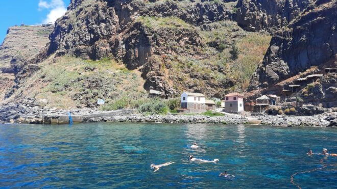 Madeira: Boat Trip With Lunch, Drinks, and Hotel Transfer - Onboard Amenities