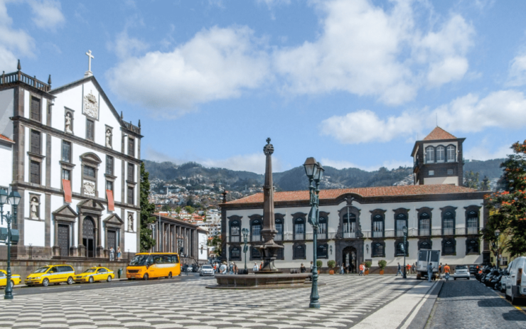 Madeira: Classic Tuk Tour With Wine Tasting - Good To Know