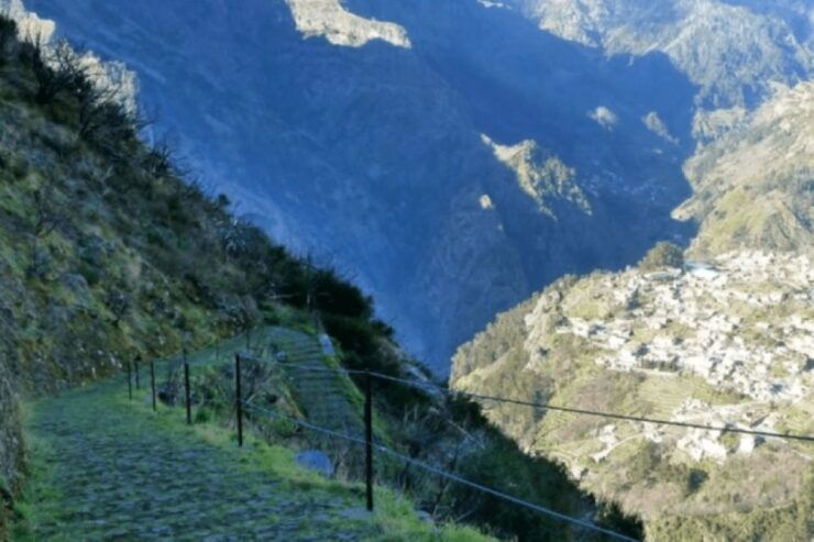 Madeira : Nuns Valley - "Curral Das Freiras" - Scenic Views in Nuns Valley