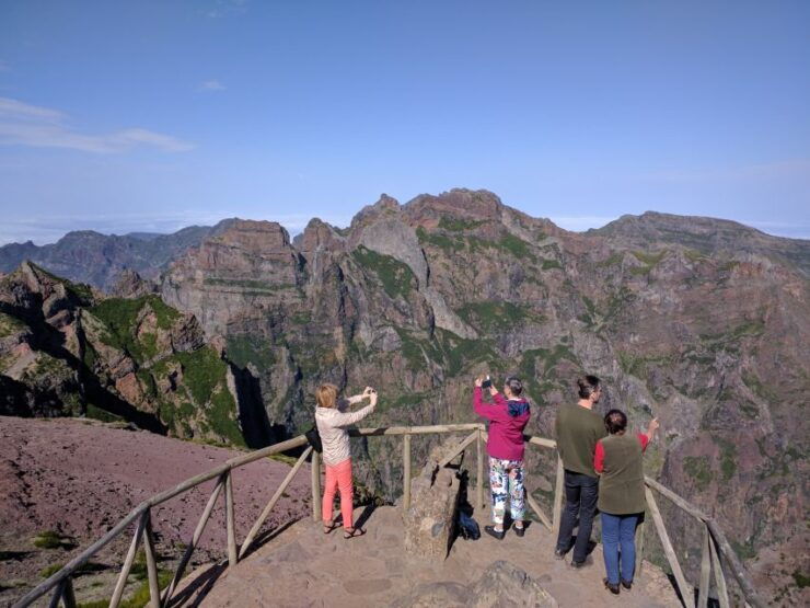 Madeira: Pico Arieiro and Cristo Rei Jeep Experience - Activity Details