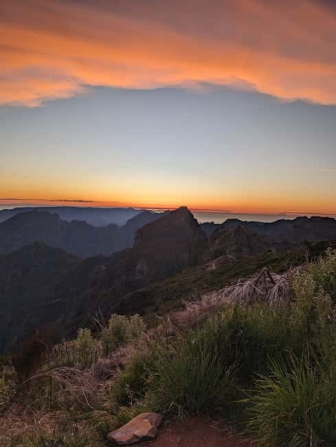 Madeira: Pico Arieiro Sunset with Stairway to Heaven Option - Good To Know