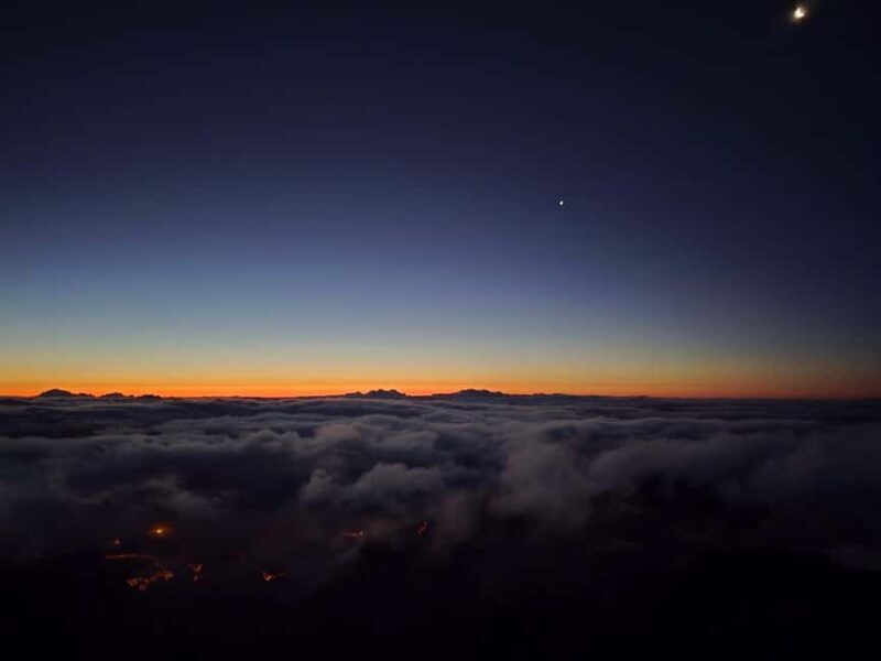 Madeira: Pico do Arieiro Sunrise Tour with Breakfast - The Experience in Detail