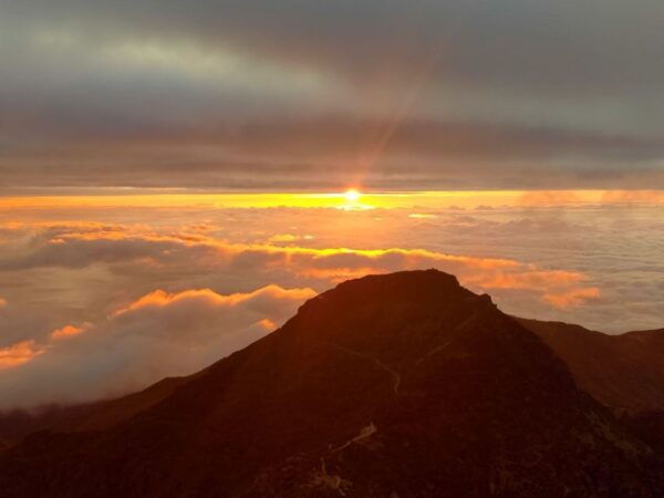Madeira: Pico Ruivo Guided Sunrise Hike With Hotel Pickup - Directions