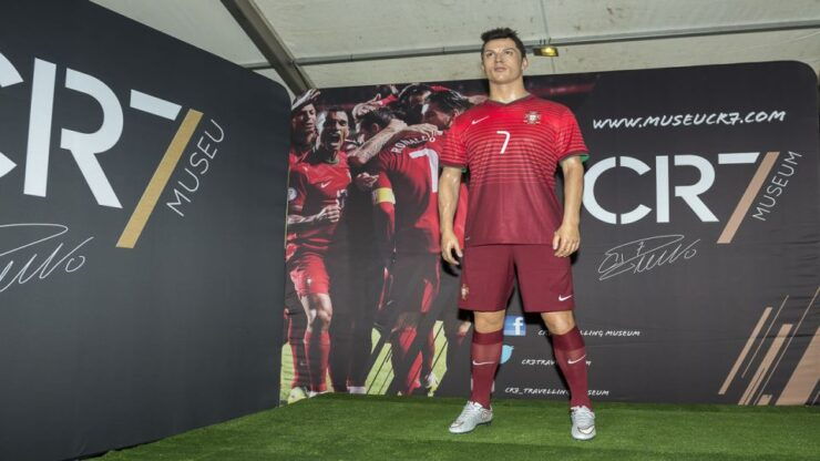 Madeira: Private Cristiano Ronaldo Tour With CR7 Museum - Experience Highlights