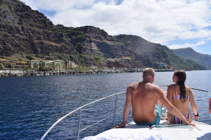 Madeira: Private Cruise Whale and Dolphin Watching 2.5-Hour - Activity Highlights