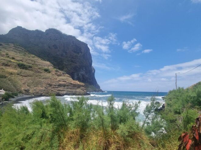 Madeira : Santana, Pico Arieiro, Walk Full Day 4x4 Jeep Tour - Requirements