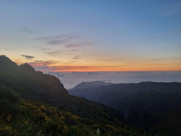 Madeira : Santana, Pico Arieiro, Walk Full Day 4x4 Jeep Tour - Frequently Asked Questions