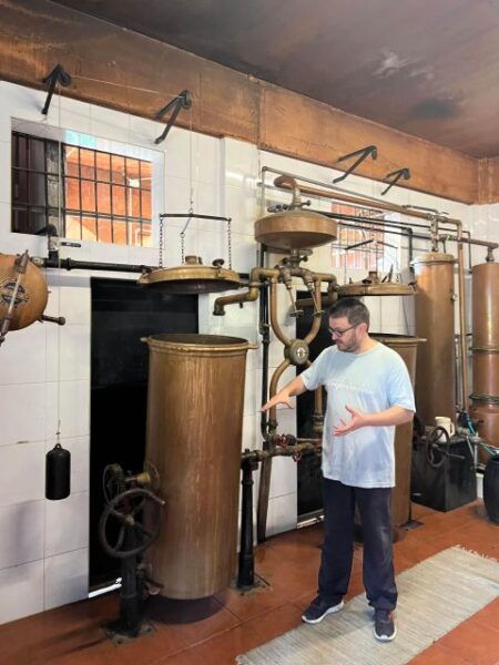 Madeira Sugar Cane Rum Tasting Experience - Directions