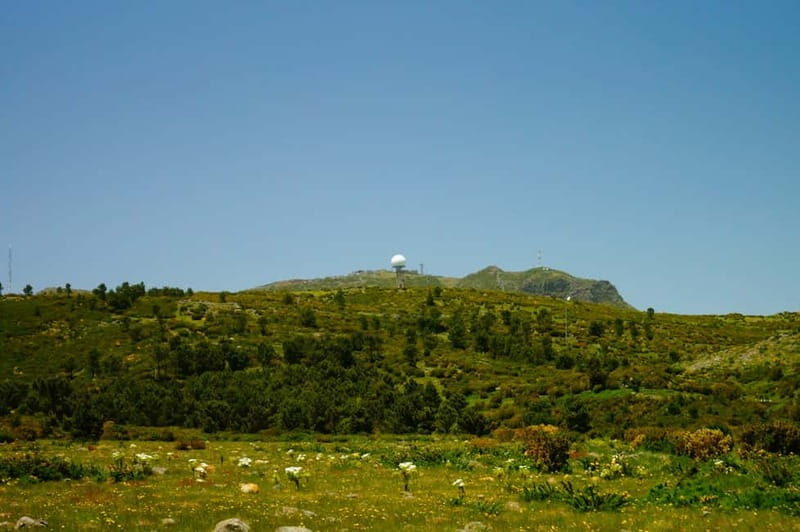 Madeira : Sunrise at Pico do Arieiro + 2 Hikes - PR1 and PR3 - The PR1 "Stairway to Heaven" Trail: A Short but Iconic Hike
