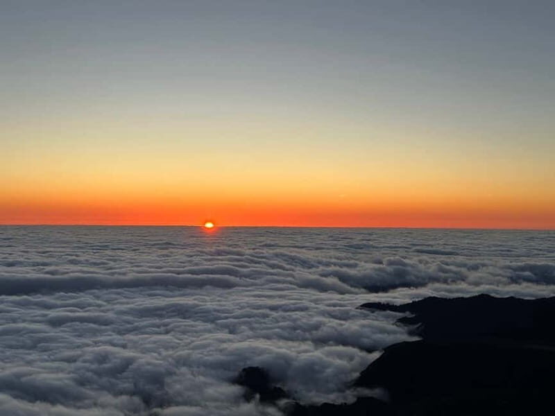 Madeira: Sunrise at Pico do Arieiro with short hike on PR1 - The Value of Guided Transfers and Small Group Dynamics