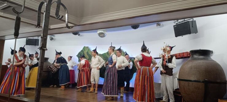 Madeira : Typical Evening With Folk Dancing Entertainment - Event Overview