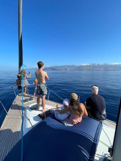 Madeira's Sailing Coastline Luxury Yacht - Onboard Amenities