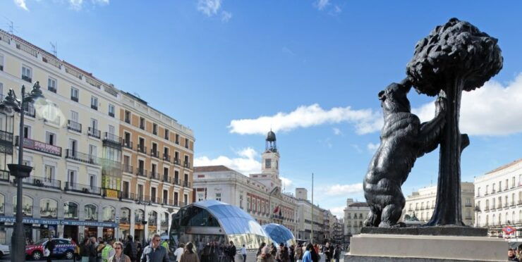 Madrid: 1.5-Hour City Highlights Guided Walking Tour - Experience Highlights