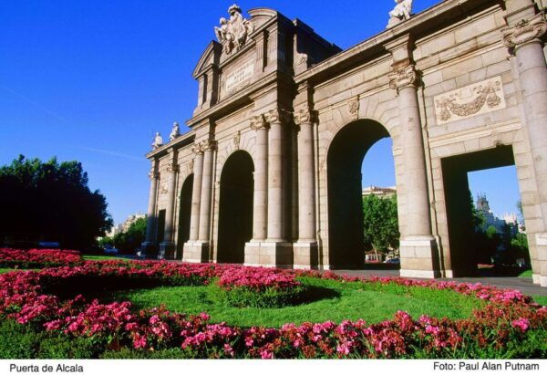 Madrid: 4-Hour Bus Tour With Royal Palace Admission - Customer Reviews