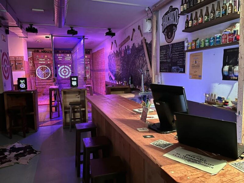 Madrid Atocha : Interactive Axe Throwing 1h - Good To Know