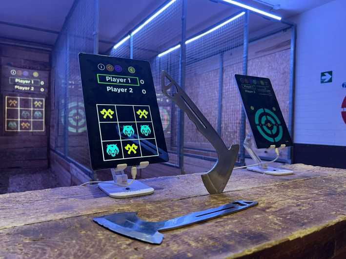 Madrid Atocha : Interactive Axe Throwing 2h - Experience Details