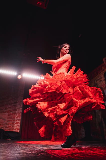 Madrid: Authentic Flamenco at Flamenco De Leones With Drink - Food and Drink Options