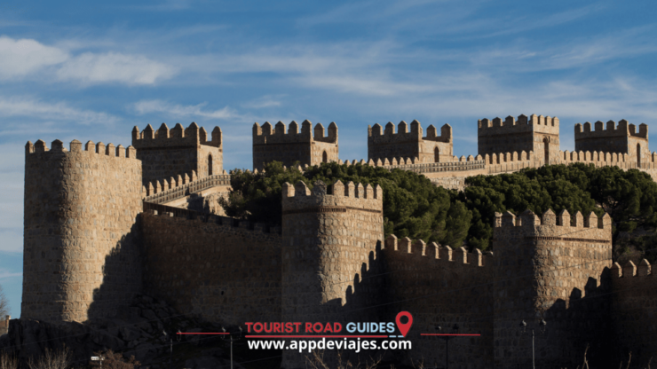 Madrid: Avila and Tierras De Cebreros Winery Tour With Lunch - Itinerary and Locations