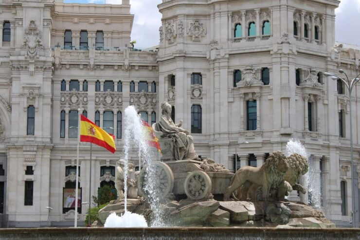 Madrid: Big Bus Open-Top Sightseeing Tour With Live Guide - Experience Highlights