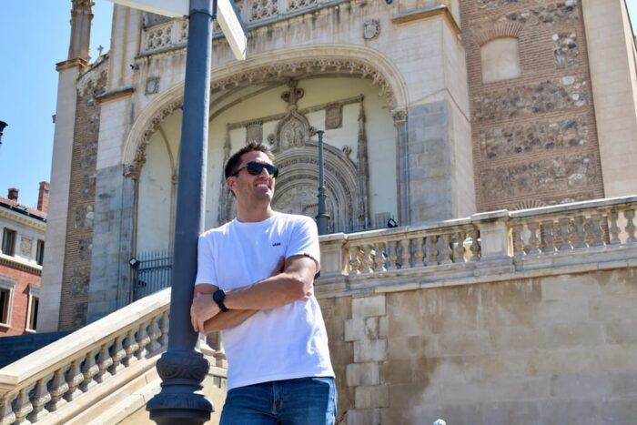 Madrid by Bike + Photoshooting - Exploring the Alcala Gate