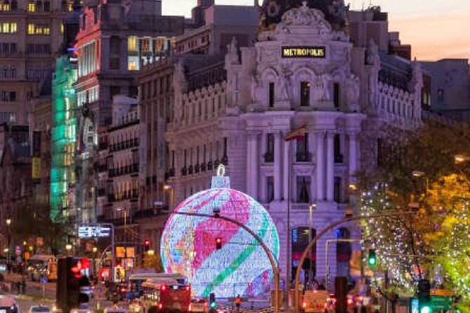 Madrid: Christmas Lights Tour by Electric Tuk Tuk - Tour Highlights