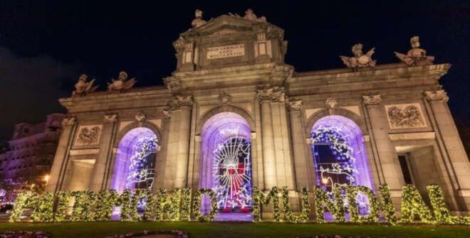 Madrid: Christmas Lights Tour by Electric Tuk-Tuk - Review Summary