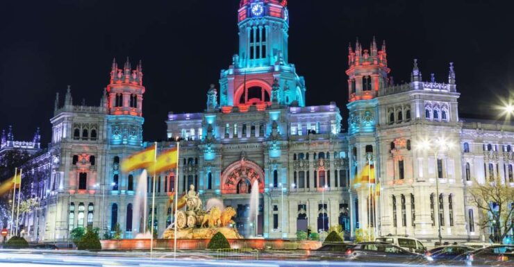 Madrid: Christmas Lights Tour by Open-Top Double Decker Bus - Tour Highlights
