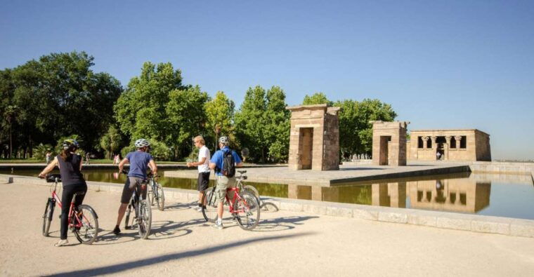 Madrid City Guided Bike/E-Bike Tour for Small Groups - Itinerary and Key Landmarks