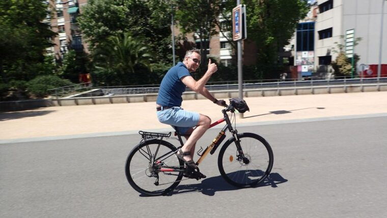 Madrid City Guided Bike/E-Bike Tour for Small Groups - Bike Options and Requirements