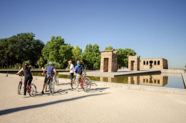 Madrid City Guided Bike/E-Bike Tour for Small Groups - Group Size and Landmarks