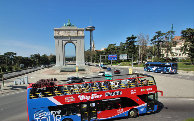 Madrid City Tour Hop On Hop Off - What the ride is like
