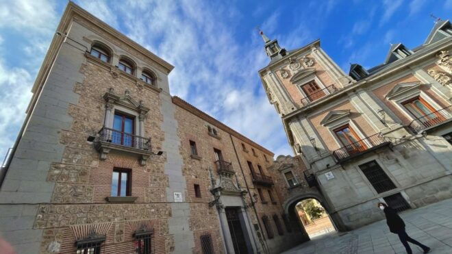 Madrid: City Walking Tour & Royal Palace Skip-the-Line Tour - Common Questions