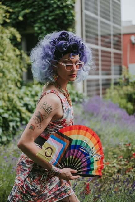 Madrid: Drag Queen Guided City Tour - Good To Know