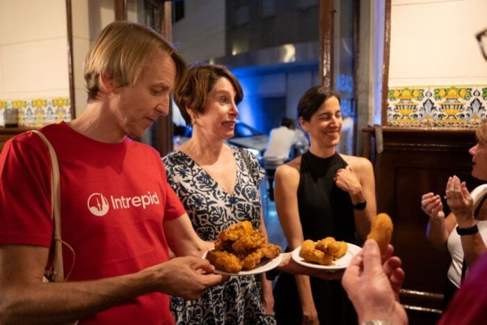 Madrid: Evening Tapas Tour With 5 Delicious Stops & Drinks - Booking and Cancellation Policy